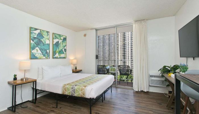 Inn on the Park condo # 1002, Honolulu, Hawaii - photo 1 of 1