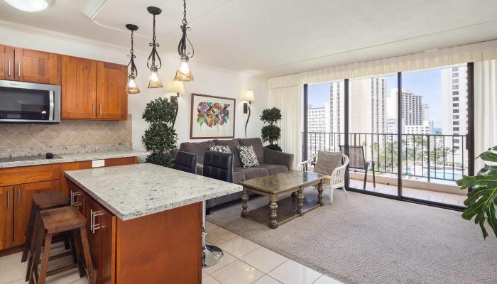 Waikiki Banyan condo # 1010-T2, Honolulu, Hawaii - photo 1 of 25