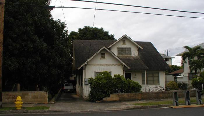 2013  Date Street Moiliili, Honolulu home - photo 1 of 1