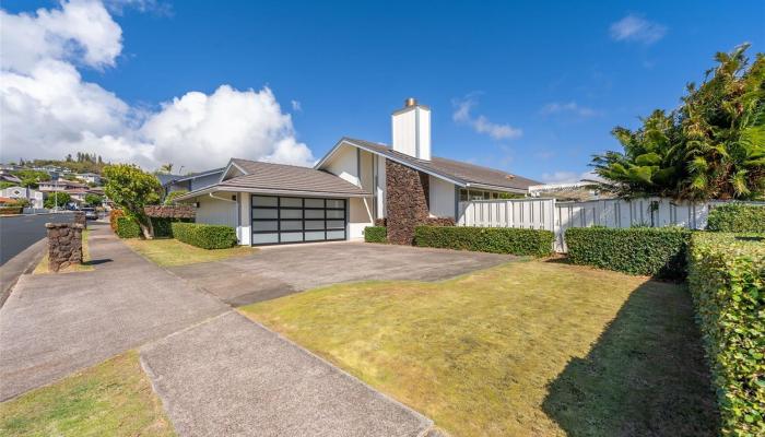 2067  Laukahi Street Waialae Iki, Diamond Head home - photo 1 of 24
