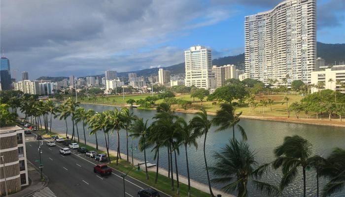 2085 Ala Wai Blvd Honolulu - Rental - photo 1 of 6