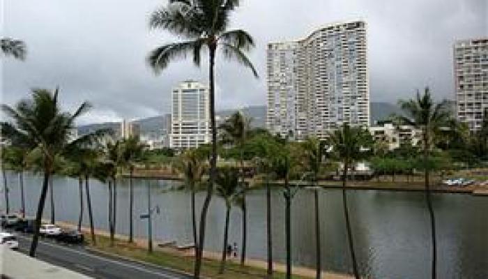 Twin Towers The condo # B43, Honolulu, Hawaii - photo 1 of 15