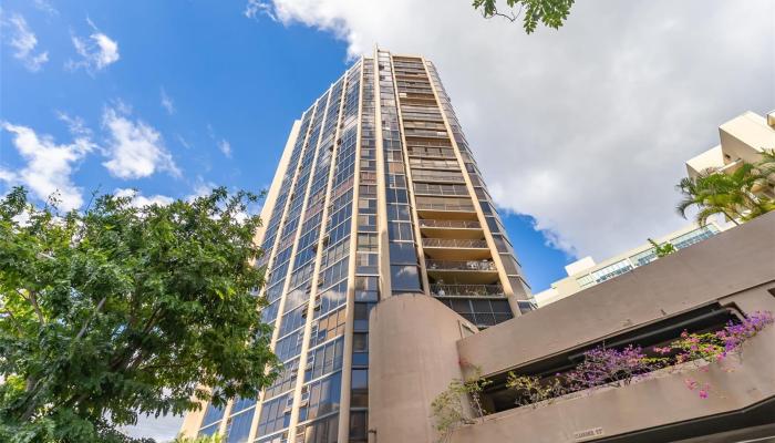 Craigside condo # 1-2002, Honolulu, Hawaii - photo 1 of 25