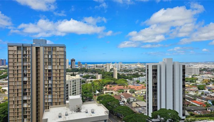 Craigside condo # 1702, Honolulu, Hawaii - photo 1 of 1