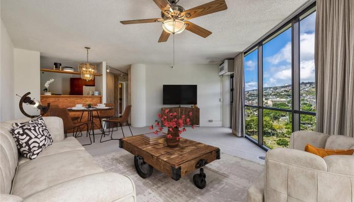 Craigside condo # I-1707, Honolulu, Hawaii - photo 1 of 1