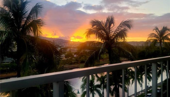 Hale Moani condo # 705, Honolulu, Hawaii - photo 1 of 1