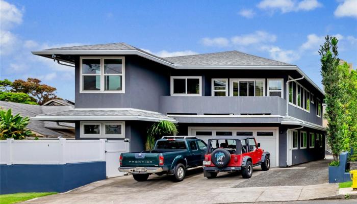 2134 Kanealii Ave Honolulu - Multi-family - photo 1 of 20