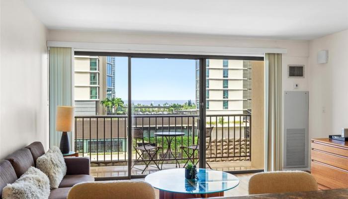 Four Paddle condo # 1005, Honolulu, Hawaii - photo 1 of 24