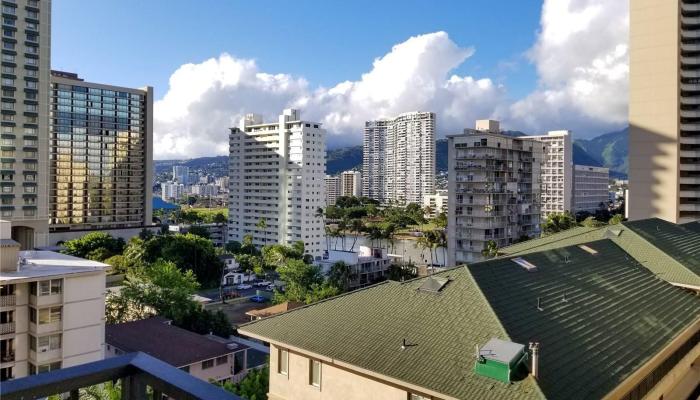 Four Paddle condo # 1012, Honolulu, Hawaii - photo 1 of 17