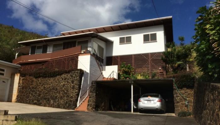 2155-B  Puowaina Dr Apt B Punchbowl Area, Honolulu home - photo 1 of 3