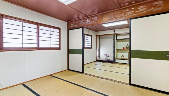 2206-R  California Ave Wahiawa Heights, Central home - photo 1 of 11