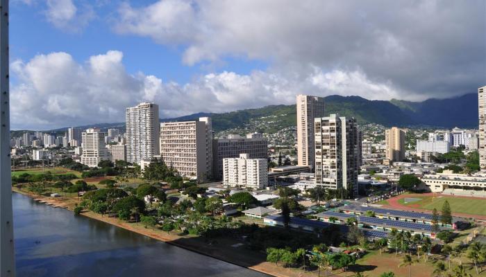 Aloha Lani condo # 2215, Honolulu, Hawaii - photo 1 of 9