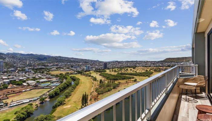 Aloha Lani condo # P2, Honolulu, Hawaii - photo 1 of 18