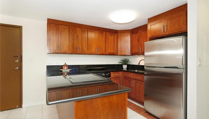 Parkside Tower condo # 2204, Honolulu, Hawaii - photo 1 of 1