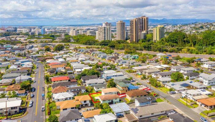 2223  Booth Road Pauoa Valley, Honolulu home - photo 1 of 1