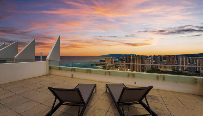 Trump Tower Waikiki condo # 3801(Penthouse A), Honolulu, Hawaii - photo 1 of 25