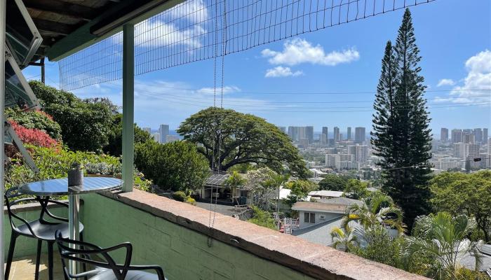 2316  Round Top Drive Makiki Heights, Honolulu home - photo 1 of 25