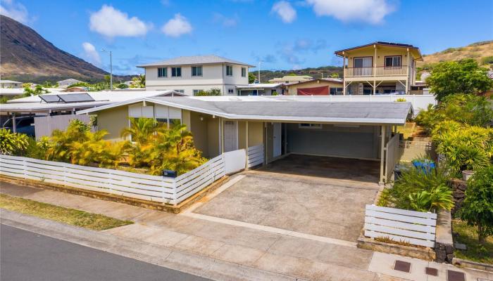 233  Hanamaulu Street Koko Head Terrace, Hawaii Kai home - photo 1 of 1