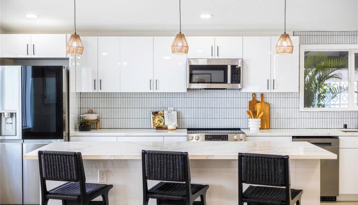 2330  Ahakapu Street Pacific Palisades, PearlCity home - photo 1 of 1