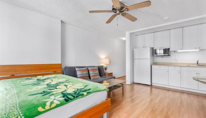 Fairway Villa condo # 1003, Honolulu, Hawaii - photo 1 of 1