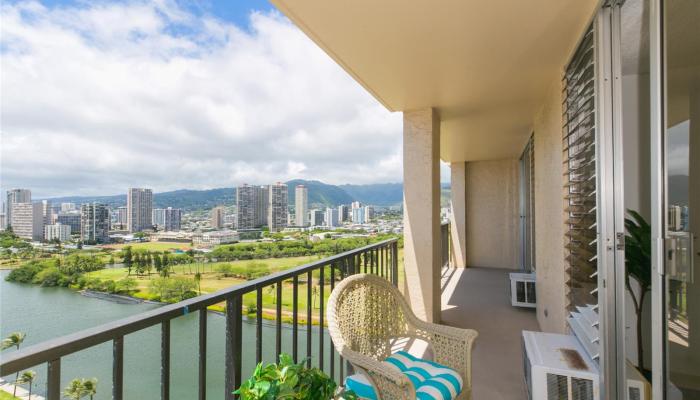 Fairway Villa condo # 2214, Honolulu, Hawaii - photo 1 of 25