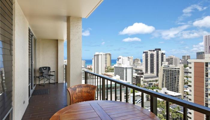 Fairway Villa condo # 2514, Honolulu, Hawaii - photo 1 of 22