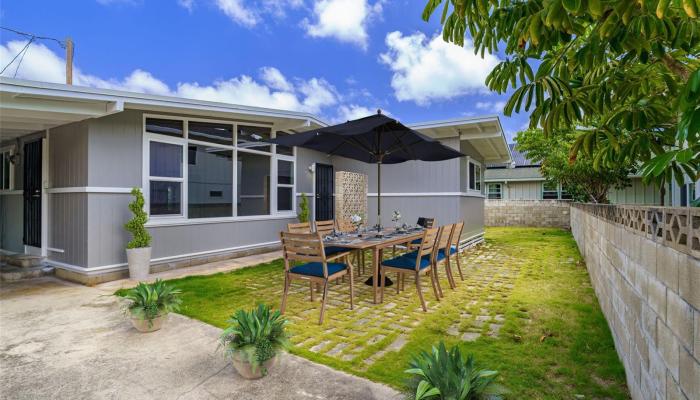 236  Hualani Street Kalama/cnut Grov, Kailua home - photo 1 of 18
