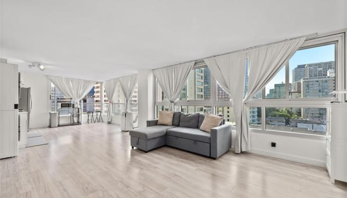 Waikiki Townhouse condo # 803, Honolulu, Hawaii - photo 1 of 16