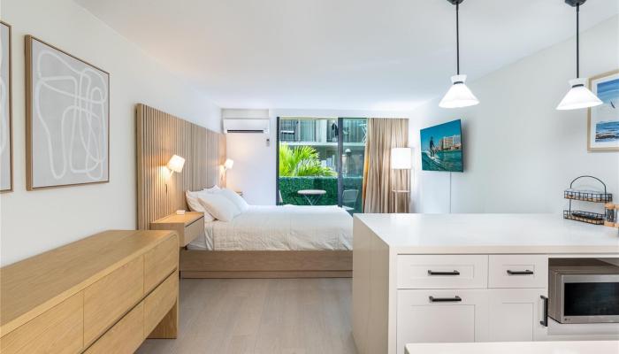 Bamboo condo # 309, Honolulu, Hawaii - photo 1 of 19