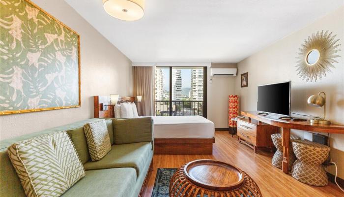 Bamboo condo # 705, Honolulu, Hawaii - photo 1 of 12