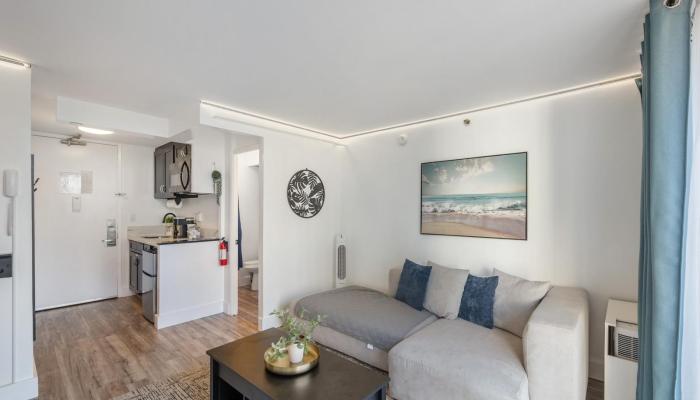 Pacific Monarch condo # 804, Honolulu, Hawaii - photo 1 of 18