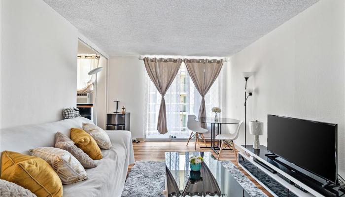 Waikiki Lanais condo # 705, Honolulu, Hawaii - photo 1 of 1