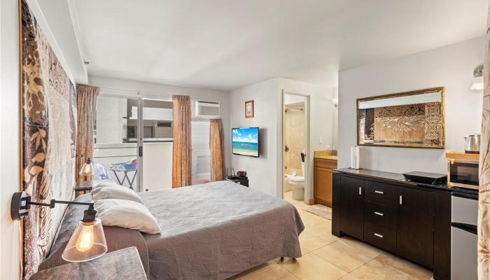 Kuhio Village 1 condo # 607, Honolulu, Hawaii - photo 1 of 14