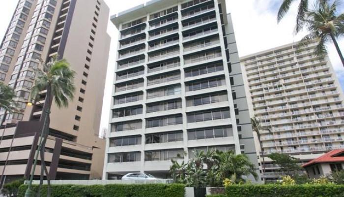 Fairway Manor condo # 402, Honolulu, Hawaii - photo 1 of 10