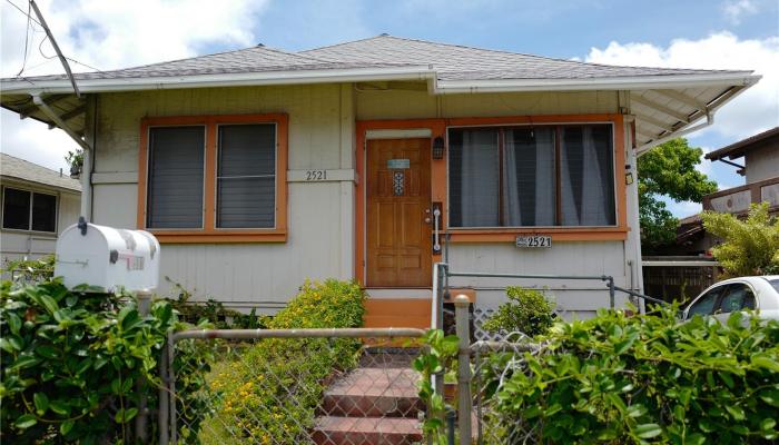 2521  School Street Kalihi-lower, Honolulu home - photo 1 of 1