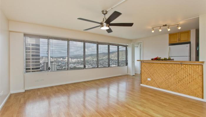 Regency Tower condo # 3705, Honolulu, Hawaii - photo 1 of 1