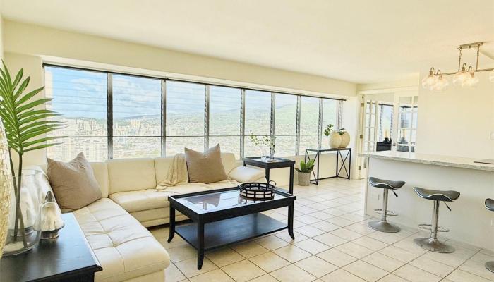 Regency Tower condo # 3905, Honolulu, Hawaii - photo 1 of 25