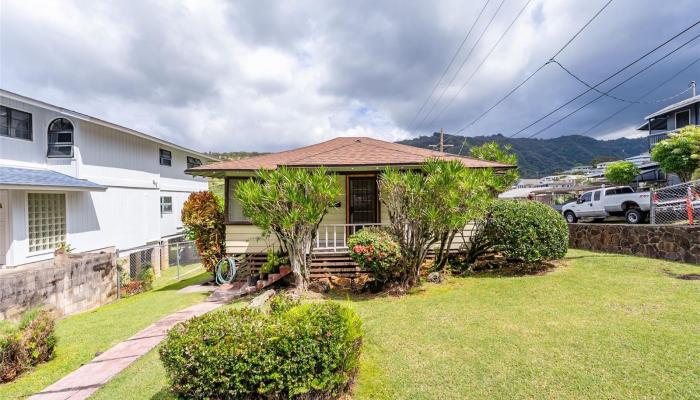 2538  Nihi Street Kalihi Uka, Honolulu home - photo 1 of 1