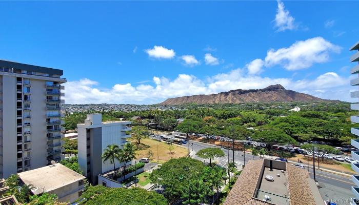 Crescent Park condo # 1004, Honolulu, Hawaii - photo 1 of 19