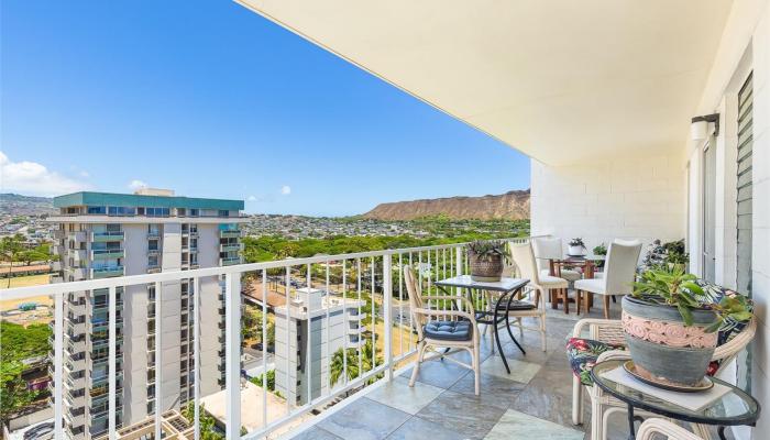 Crescent Park condo # 1402, Honolulu, Hawaii - photo 1 of 1