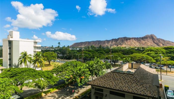 Crescent Park condo # 604, Honolulu, Hawaii - photo 1 of 1