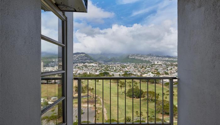 2611 Ala Wai Blvd Honolulu - Rental - photo 1 of 1