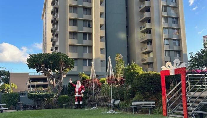 Hono Hale Towers condo # B23, Honolulu, Hawaii - photo 1 of 3