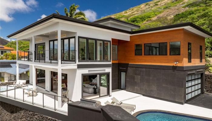 271  Makaweli Place Triangle, Hawaii Kai home - photo 1 of 1