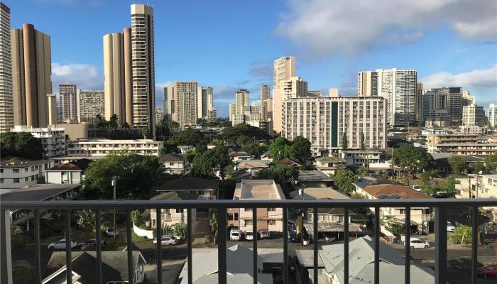 Parkland Gardens condo # 806, Honolulu, Hawaii - photo 1 of 1