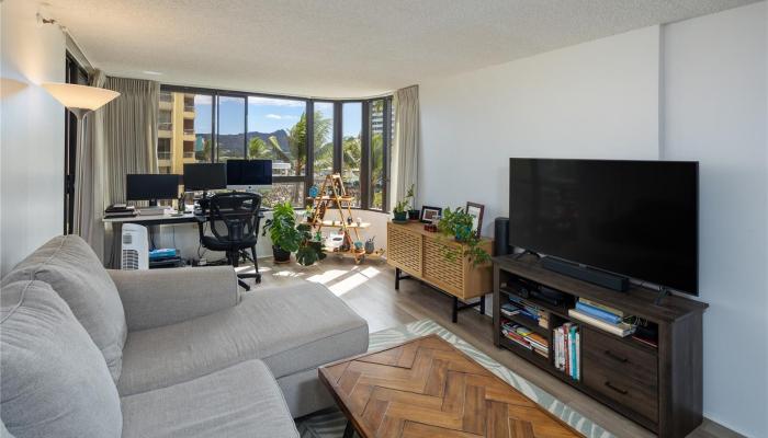 Kings Gate condo # 705, Honolulu, Hawaii - photo 1 of 1