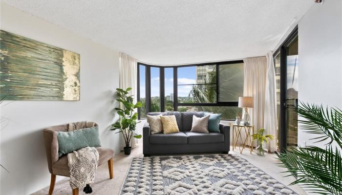 Kings Gate condo # 804, Honolulu, Hawaii - photo 1 of 1