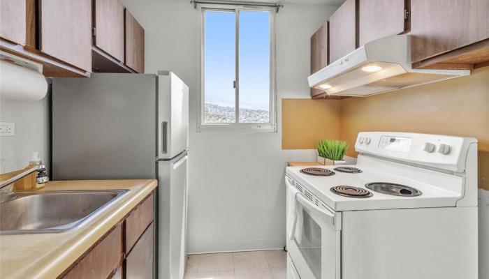 Hale Kulanui condo # 1101, Honolulu, Hawaii - photo 1 of 20