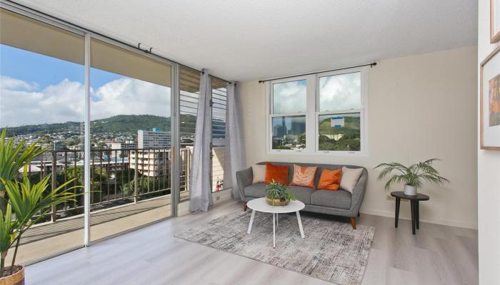 Rainbow Place condo # 701, Honolulu, Hawaii - photo 1 of 1
