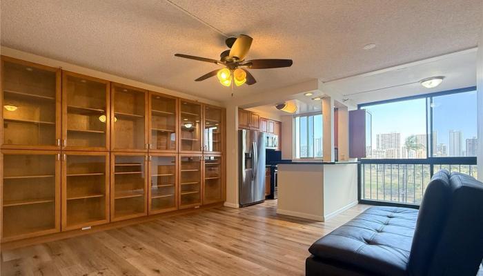 Fairway House condo # 6I, Honolulu, Hawaii - photo 1 of 18